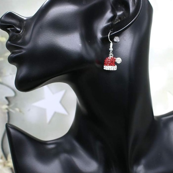 NWT Santa Hat Dangle Fashion Earrings - Picture 2 of 4